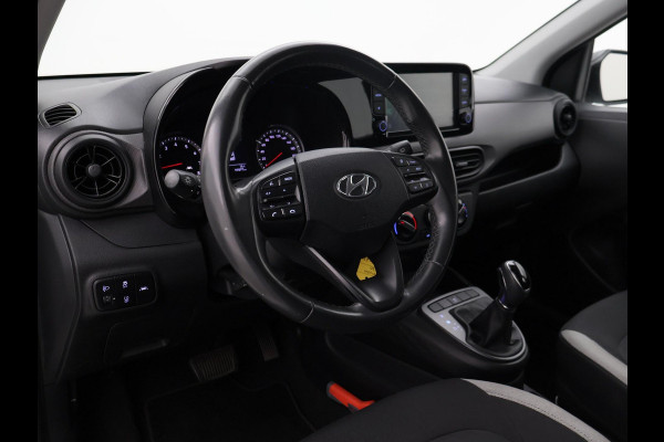Hyundai i10 1.0 AUTOMAAT COMFORT 5-ZITS + APPLE CARPLAY | DAB+ | CRUISE CONTROL | TWO-TONE WIT/ZWART