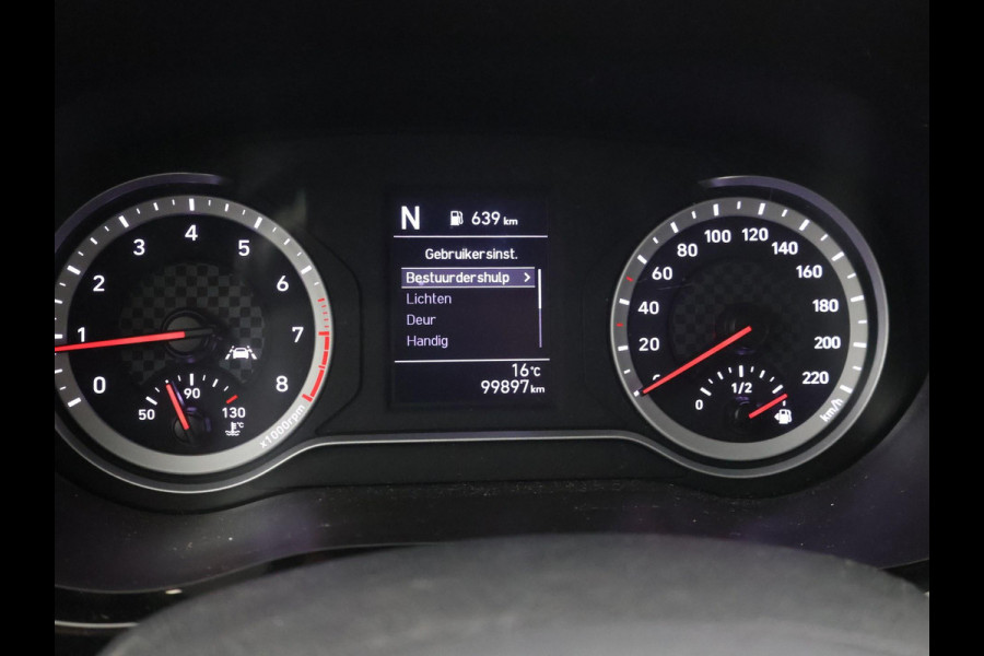 Hyundai i10 1.0 AUTOMAAT COMFORT 5-ZITS + APPLE CARPLAY | DAB+ | CRUISE CONTROL | TWO-TONE WIT/ZWART