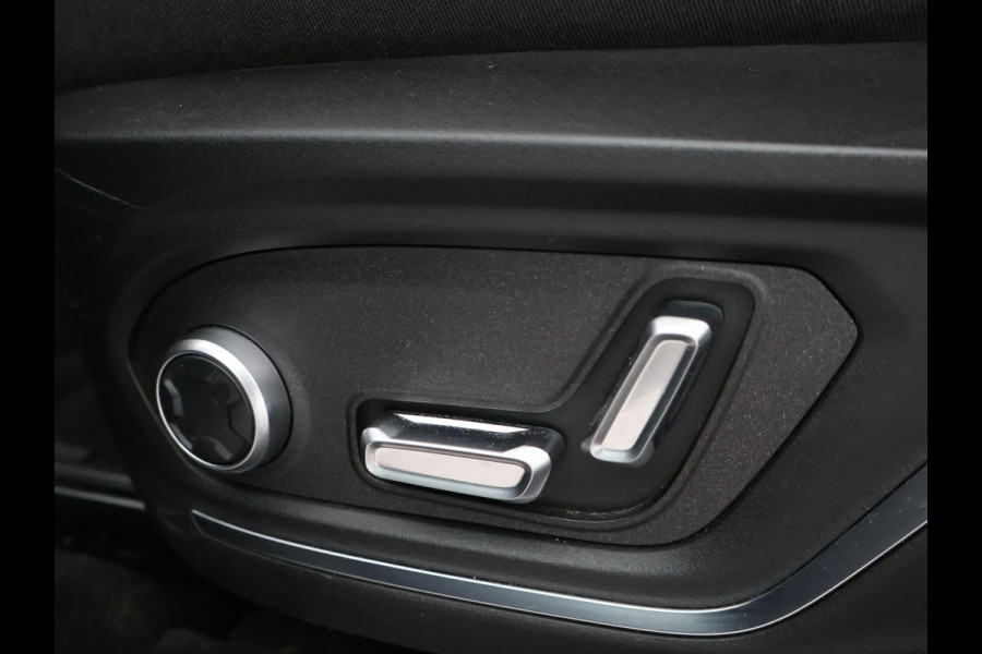 Lynk & Co 01 1.5 261 PK HYBRID AUT. + TREKHAAK 1800 KG | PREMIUM AUDIO | OPEN DAK | ADAPTIVE CRUISE | 20 INCH LMV