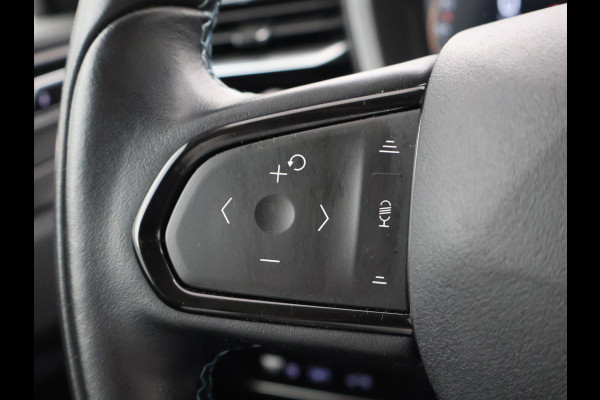 Lynk & Co 01 1.5 261 PK HYBRID AUT. + TREKHAAK 1800 KG | PREMIUM AUDIO | OPEN DAK | ADAPTIVE CRUISE | 20 INCH LMV