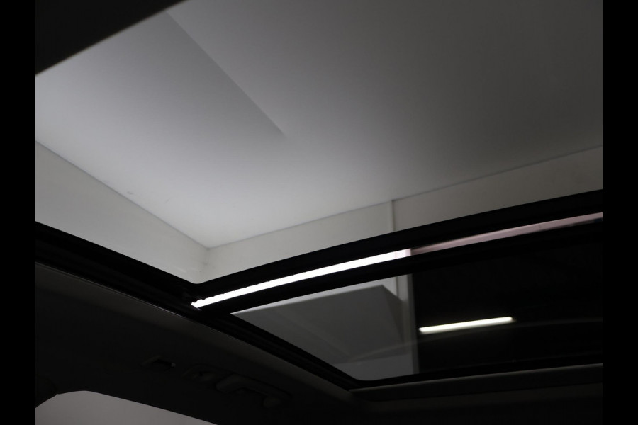 Lynk & Co 01 1.5 261 PK HYBRID AUT. + TREKHAAK 1800 KG | PREMIUM AUDIO | OPEN DAK | ADAPTIVE CRUISE | 20 INCH LMV