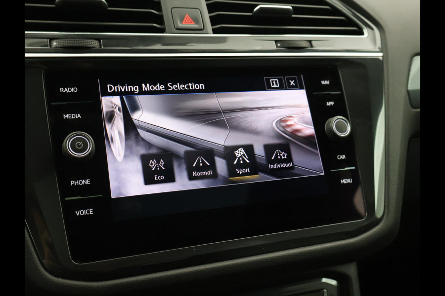 Volkswagen Tiguan Allspace 1.5 TSI R-LINE INTERIEUR + EXTERIEUR | VIRTUAL COCKPIT | TREKHAAK | PANORAMA | ADAPTIVE CRUISE