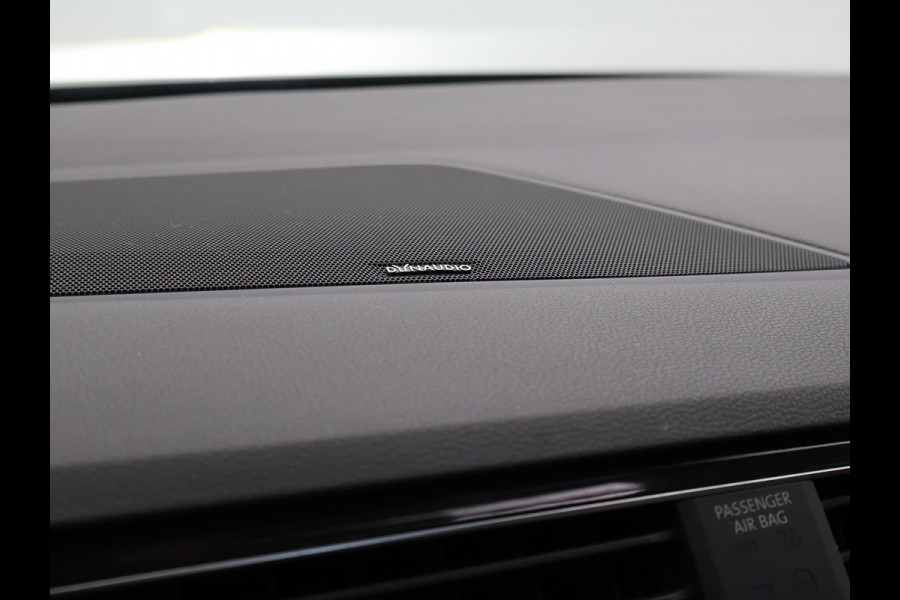 Volkswagen Tiguan Allspace 1.5 TSI R-LINE INTERIEUR + EXTERIEUR | VIRTUAL COCKPIT | TREKHAAK | PANORAMA | ADAPTIVE CRUISE