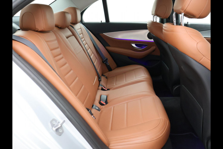 Mercedes-Benz E-Klasse 350e PLUG-IN HYBRID + HEAD-UP | DISTRONIC+ | SFEERVERLICHTING | LUCHTVERING