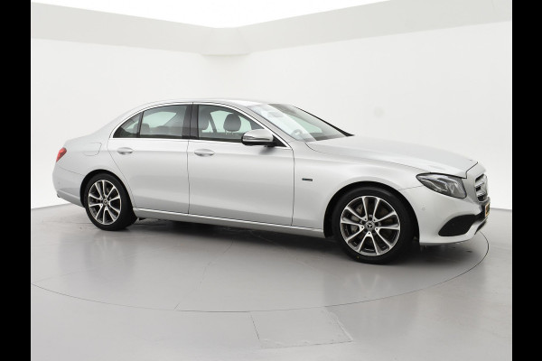 Mercedes-Benz E-Klasse 350e PLUG-IN HYBRID + HEAD-UP | DISTRONIC+ | SFEERVERLICHTING | LUCHTVERING