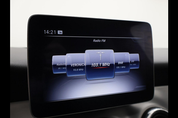 Mercedes-Benz CLA-Klasse Shooting Brake 180 AMG NIGHT + PANORAMA SCHUIFDAK | APPLE CARPLAY | CAMERA | STOELVERW. |