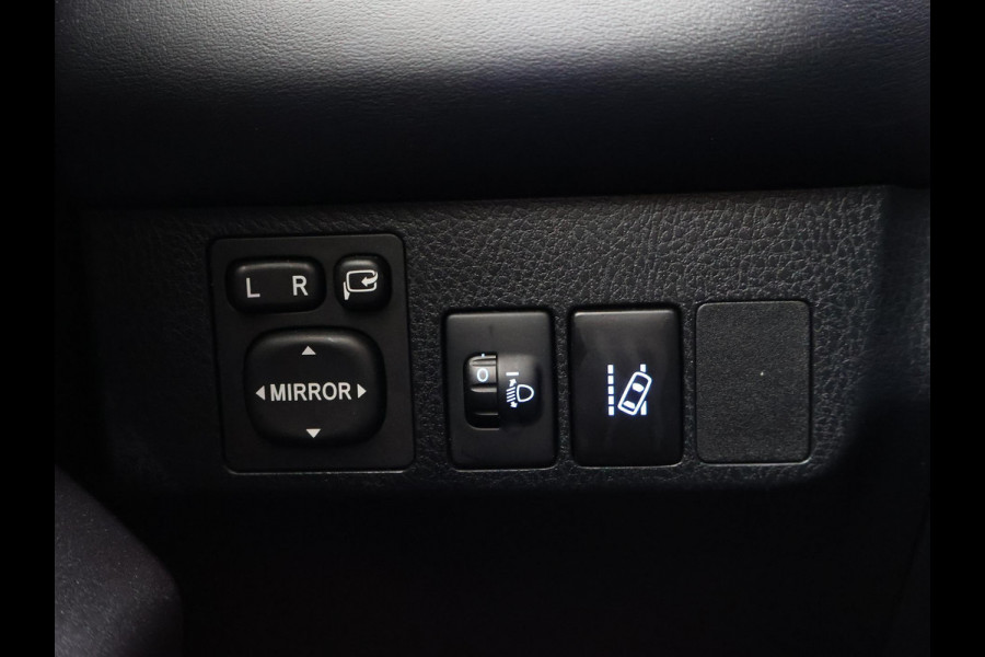 Toyota RAV4 2.5 HYBRID AUT. BLACK EDITION + SCHUIFDAK | LEDER | CAMERA | ADAPTIVE CRUISE | STOELVERW. | 18 INCH