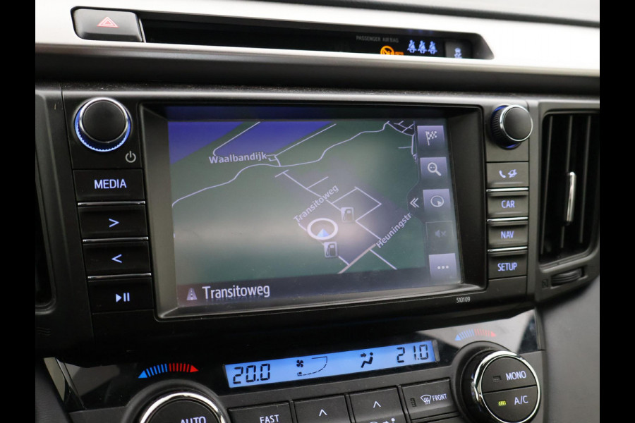 Toyota RAV4 2.5 HYBRID AUT. BLACK EDITION + SCHUIFDAK | LEDER | CAMERA | ADAPTIVE CRUISE | STOELVERW. | 18 INCH