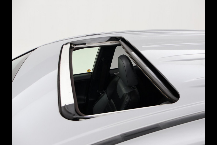 Toyota RAV4 2.5 HYBRID AUT. BLACK EDITION + SCHUIFDAK | LEDER | CAMERA | ADAPTIVE CRUISE | STOELVERW. | 18 INCH