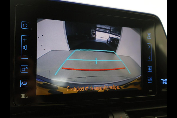 Toyota C-HR 1.8 HYBRID BI-TONE SPORT EXECUTIVE + ADAPTIVE CRUISE / JBL AUDIO / CAMERA / STOELVERWARMING