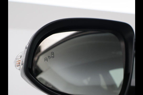 Toyota C-HR 1.8 HYBRID BI-TONE SPORT EXECUTIVE + ADAPTIVE CRUISE / JBL AUDIO / CAMERA / STOELVERWARMING