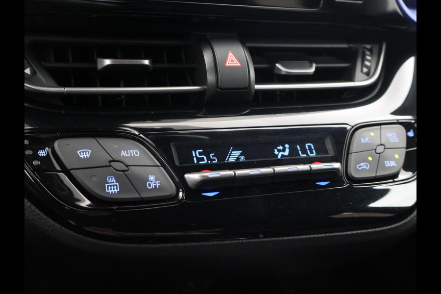 Toyota C-HR 1.8 HYBRID BI-TONE SPORT EXECUTIVE + ADAPTIVE CRUISE / JBL AUDIO / CAMERA / STOELVERWARMING