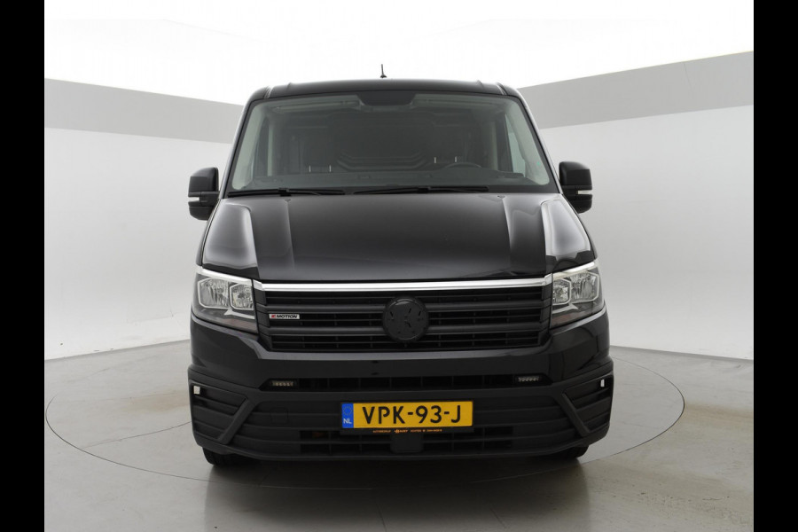 Volkswagen Crafter 35 2.0 TDI 140 PK 4MOTION 4X4 L3H2 + TREKHAAK 3000 KG / DEALER ONDERHOUDEN