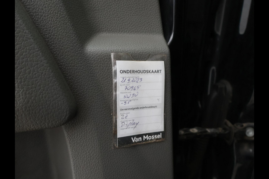 Volkswagen Crafter 35 2.0 TDI 140 PK 4MOTION 4X4 L3H2 + TREKHAAK 3000 KG / DEALER ONDERHOUDEN