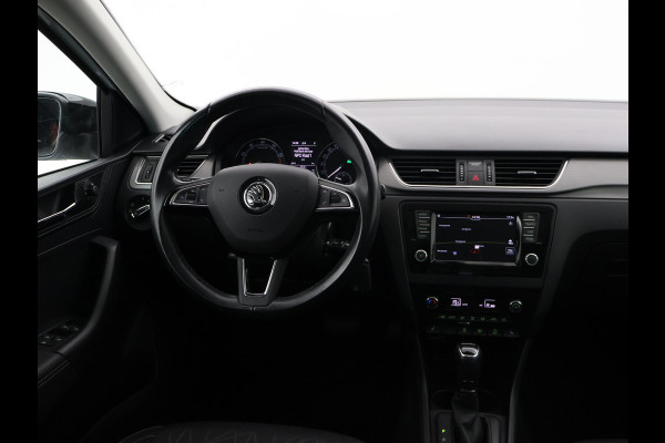 Škoda Rapid Spaceback 1.0 TSI DSG AUT CLEVER WIT PARELMOER + PANORAMADAK | STOELVERWARMING | DAB | NAVIGATIE