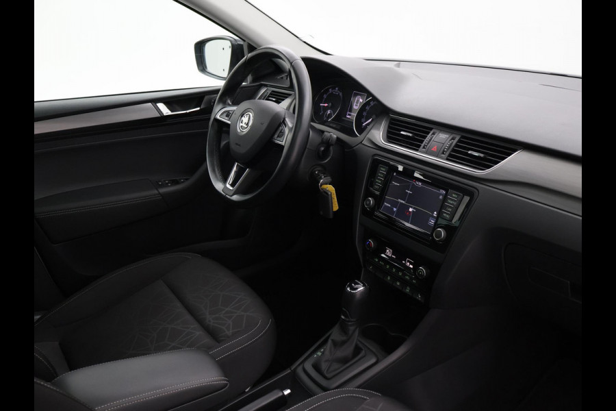 Škoda Rapid Spaceback 1.0 TSI DSG AUT CLEVER WIT PARELMOER + PANORAMADAK | STOELVERWARMING | DAB | NAVIGATIE