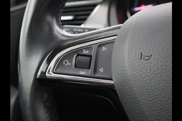 Škoda Rapid Spaceback 1.0 TSI DSG AUT CLEVER WIT PARELMOER + PANORAMADAK | STOELVERWARMING | DAB | NAVIGATIE