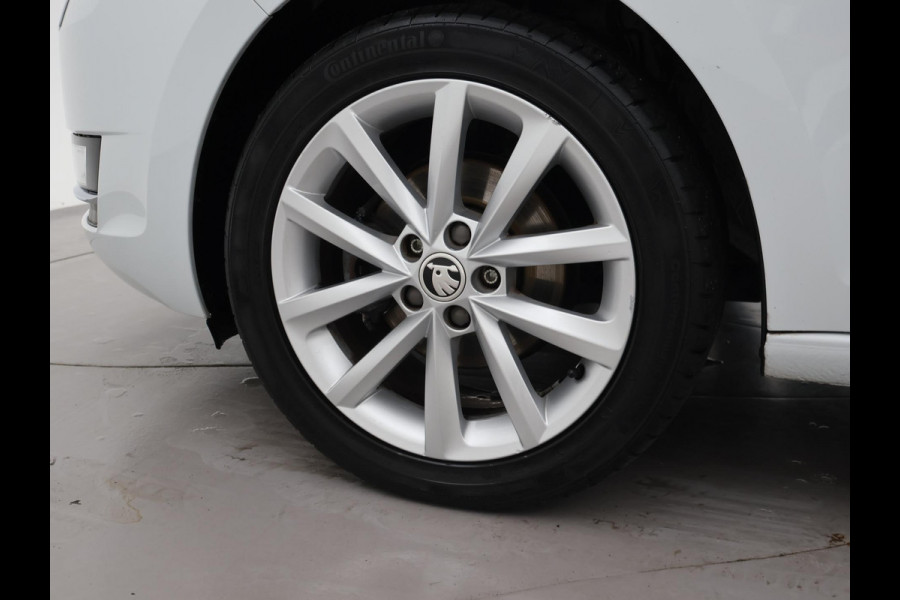 Škoda Rapid Spaceback 1.0 TSI DSG AUT CLEVER WIT PARELMOER + PANORAMADAK | STOELVERWARMING | DAB | NAVIGATIE