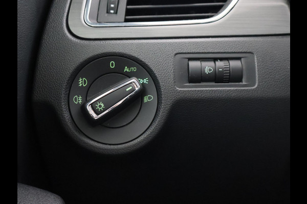 Škoda Rapid Spaceback 1.0 TSI DSG AUT CLEVER WIT PARELMOER + PANORAMADAK | STOELVERWARMING | DAB | NAVIGATIE