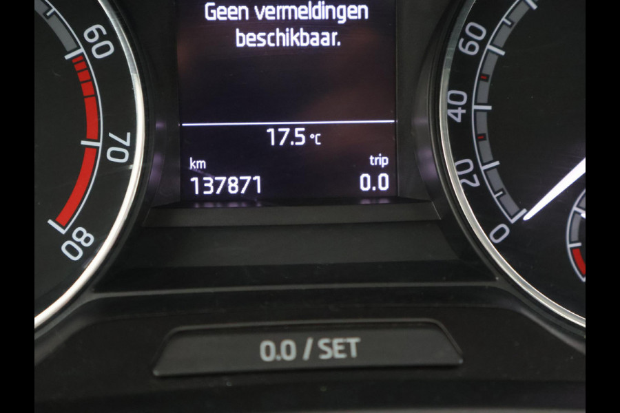 Škoda Rapid Spaceback 1.0 TSI DSG AUT CLEVER WIT PARELMOER + PANORAMADAK | STOELVERWARMING | DAB | NAVIGATIE