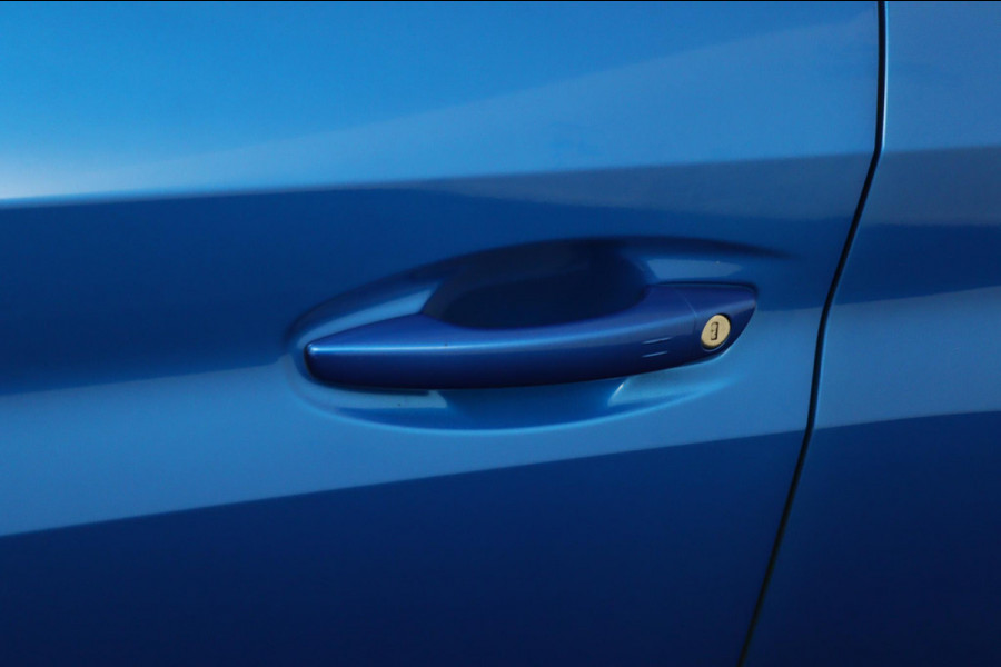 Peugeot e-208 EV GT 350 50 kWh*3FASE*PANO*CRUISE*ECC*CARPLAY*CAM