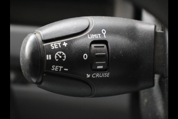 Toyota Proace Shuttle 2.0 D-4D Cool Comfort Long | 9 persoons | Airco | Cruise Control | Bluetooth |