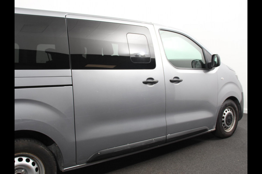 Toyota Proace Shuttle 2.0 D-4D Cool Comfort Long | 9 persoons | Airco | Cruise Control | Bluetooth |