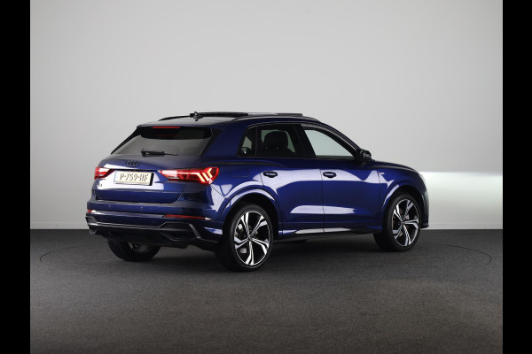 Audi Q3 45 TFSI e S edition 245pk | Panoramadak | Trekhaak wegklapbaar | Stoelverwarming | 20 inch Lichtmetalen velgen