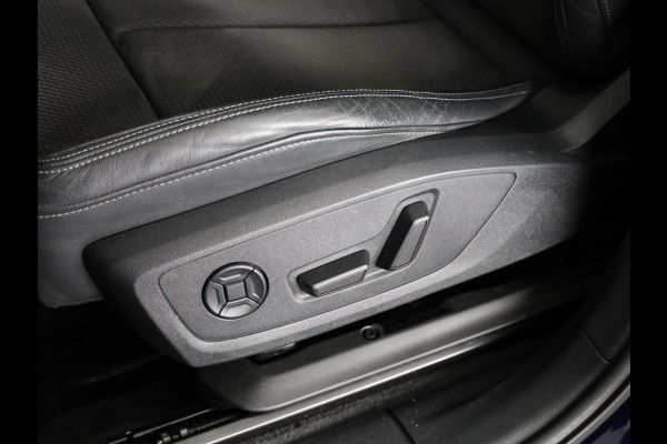 Audi Q3 45 TFSI e S edition 245pk | Panoramadak | Trekhaak wegklapbaar | Stoelverwarming | 20 inch Lichtmetalen velgen