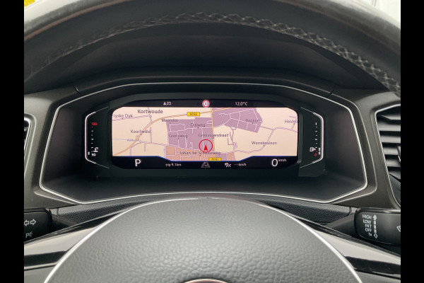 Volkswagen T-Roc 1.5 TSI Style Aut7 Virtual Cock Carplay Pano.dak Adap.Cr Trekhaak