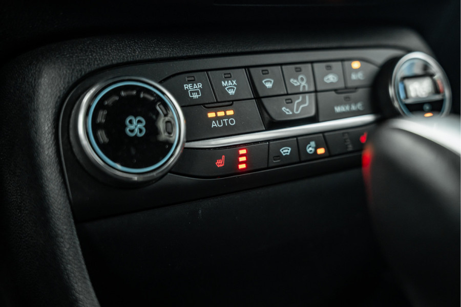 Ford Fiesta 1.0 EcoBoost Vignale Tijdelijke Black friday deal, nu van 13950.- voor 12950.-