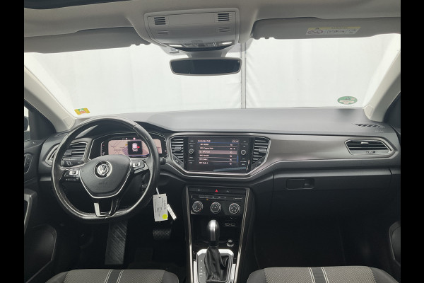 Volkswagen T-Roc 1.5 TSI Style Aut7 Virtual Cock Carplay Pano.dak Adap.Cr Trekhaak