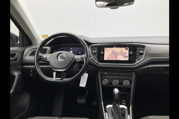 Volkswagen T-Roc 1.5 TSI Style Aut7 Virtual Cock Carplay Pano.dak Adap.Cr Trekhaak