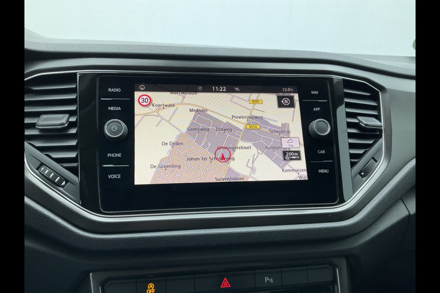 Volkswagen T-Roc 1.5 TSI Style Aut7 Virtual Cock Carplay Pano.dak Adap.Cr Trekhaak