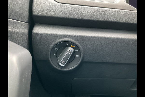 Volkswagen T-Roc 1.5 TSI Style Aut7 Virtual Cock Carplay Pano.dak Adap.Cr Trekhaak