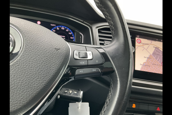 Volkswagen T-Roc 1.5 TSI Style Aut7 Virtual Cock Carplay Pano.dak Adap.Cr Trekhaak