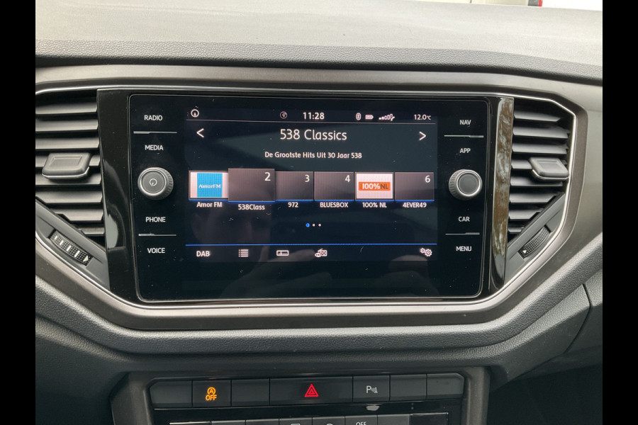 Volkswagen T-Roc 1.5 TSI Style Aut7 Virtual Cock Carplay Pano.dak Adap.Cr Trekhaak