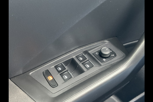 Volkswagen T-Roc 1.5 TSI Style Aut7 Virtual Cock Carplay Pano.dak Adap.Cr Trekhaak