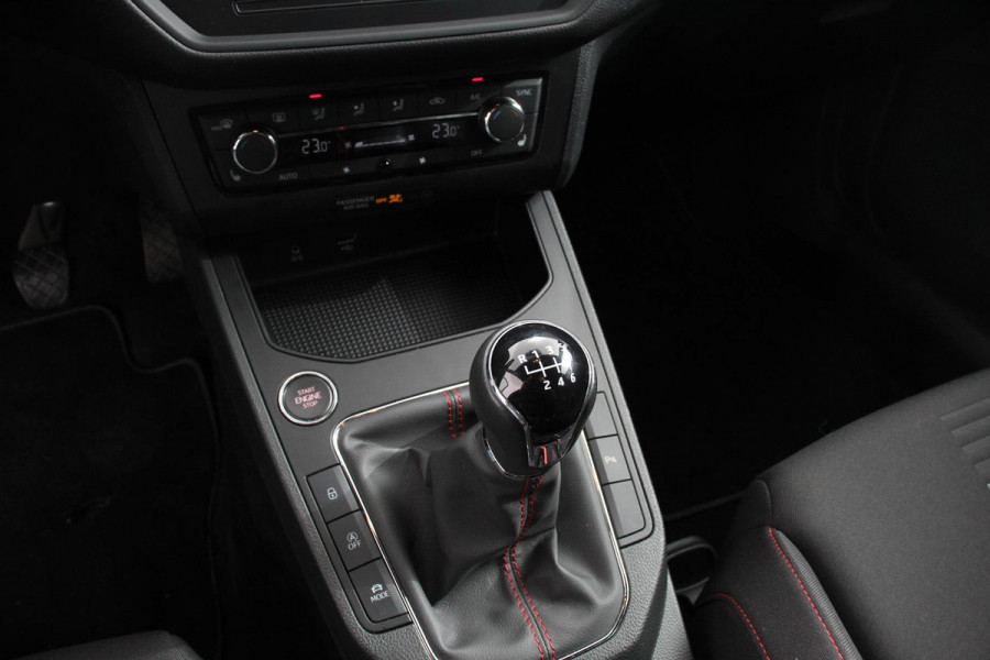 Seat Ibiza 1.0 TSI 116pk FR Navigatie Apple Carplay/Android auto Climate Control Camera Parkeer sensoren V+A Adaptive Cruise control