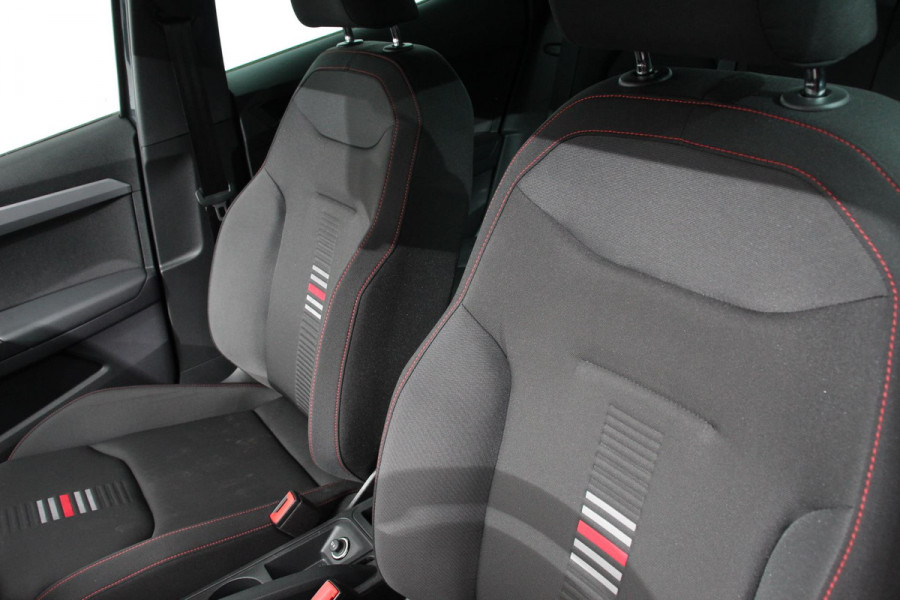 Seat Ibiza 1.0 TSI 116pk FR Navigatie Apple Carplay/Android auto Climate Control Camera Parkeer sensoren V+A Adaptive Cruise control