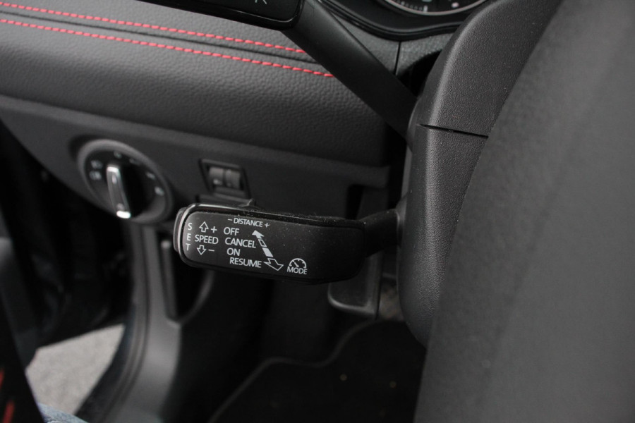 Seat Ibiza 1.0 TSI 116pk FR Navigatie Apple Carplay/Android auto Climate Control Camera Parkeer sensoren V+A Adaptive Cruise control