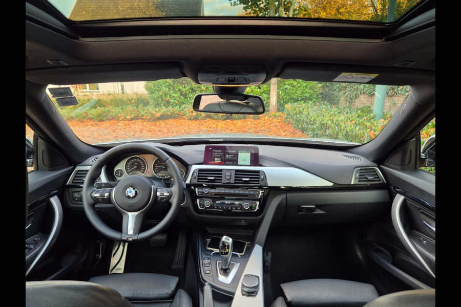 BMW 3-serie GT M Sport Panorama Apple CarPlay 19inch NAP 100% Dealer onderhouden GARANTIE 320i Corporate Lease High Executive