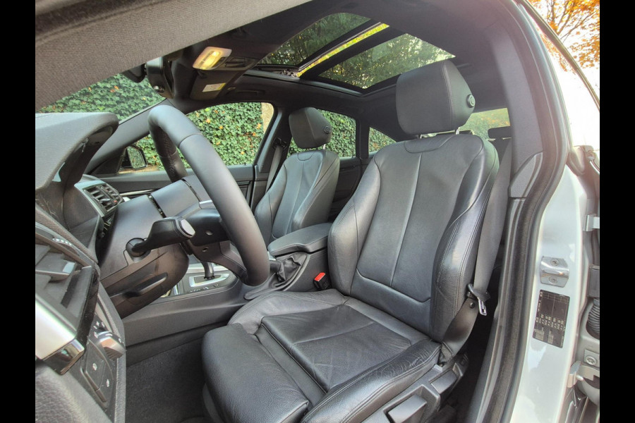 BMW 3-serie GT M Sport Panorama Apple CarPlay 19inch NAP 100% Dealer onderhouden GARANTIE 320i Corporate Lease High Executive