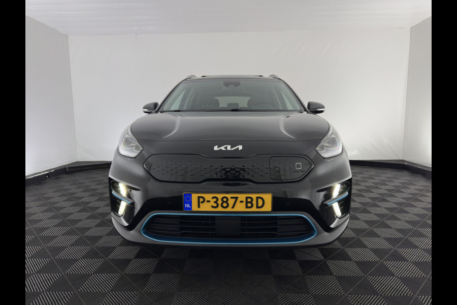 Kia e-Niro DynamicPlusLine 64 kWh [ 3-Fase ] {SOH-96%} (INCL-BTW) Aut.*PANO | LEATHER-FABRIC | FULL-LED | NAVI-FULLMAP | DAB+ | ADAPTIVE-CRUISE | CAMERA | HEATED-COMFORTSEATS | KEYLESS | DIGI-COCKPIT | SHIFT-PADDLES | CARPLAY | LANE-ASSIST | ...