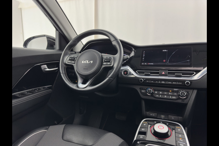 Kia e-Niro DynamicPlusLine 64 kWh [ 3-Fase ] {SOH-96%} (INCL-BTW) Aut.*PANO | LEATHER-FABRIC | FULL-LED | NAVI-FULLMAP | DAB+ | ADAPTIVE-CRUISE | CAMERA | HEATED-COMFORTSEATS | KEYLESS | DIGI-COCKPIT | SHIFT-PADDLES | CARPLAY | LANE-ASSIST | ...