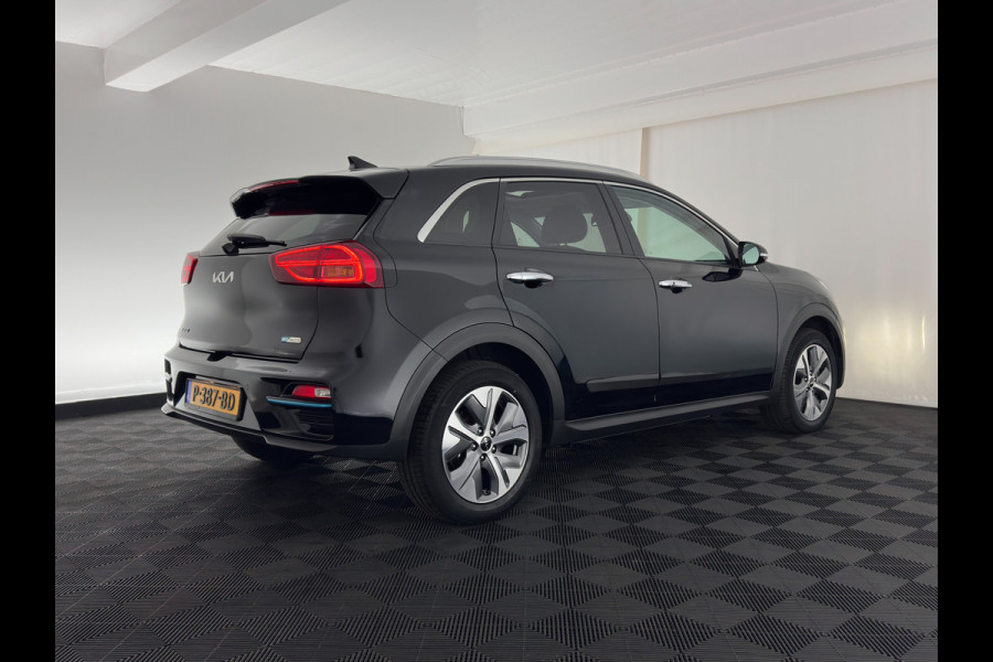 Kia e-Niro DynamicPlusLine 64 kWh [ 3-Fase ] {SOH-96%} (INCL-BTW) Aut.*PANO | LEATHER-FABRIC | FULL-LED | NAVI-FULLMAP | DAB+ | ADAPTIVE-CRUISE | CAMERA | HEATED-COMFORTSEATS | KEYLESS | DIGI-COCKPIT | SHIFT-PADDLES | CARPLAY | LANE-ASSIST | ...