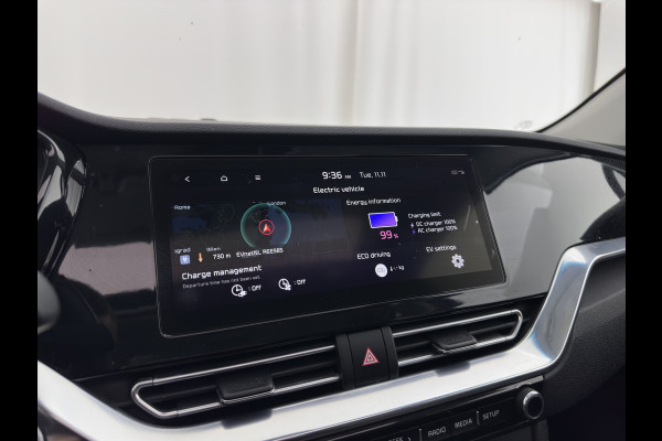 Kia e-Niro DynamicPlusLine 64 kWh [ 3-Fase ] {SOH-96%} (INCL-BTW) Aut.*PANO | LEATHER-FABRIC | FULL-LED | NAVI-FULLMAP | DAB+ | ADAPTIVE-CRUISE | CAMERA | HEATED-COMFORTSEATS | KEYLESS | DIGI-COCKPIT | SHIFT-PADDLES | CARPLAY | LANE-ASSIST | ...