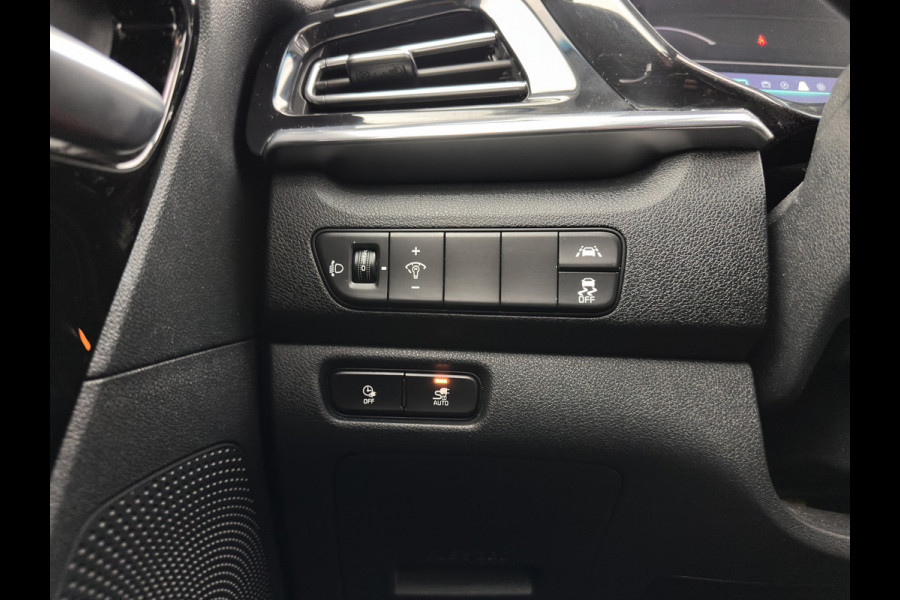 Kia e-Niro DynamicPlusLine 64 kWh [ 3-Fase ] {SOH-96%} (INCL-BTW) Aut.*PANO | LEATHER-FABRIC | FULL-LED | NAVI-FULLMAP | DAB+ | ADAPTIVE-CRUISE | CAMERA | HEATED-COMFORTSEATS | KEYLESS | DIGI-COCKPIT | SHIFT-PADDLES | CARPLAY | LANE-ASSIST | ...