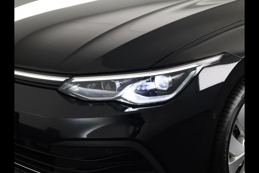 Volkswagen GOLF Variant 1.5 TSI Style 150 pk | Navigatie via App | Panoramadak | Parkeersensoren (Park assist) | Stoelverwarming | Apple Carplay/Android Auto |
