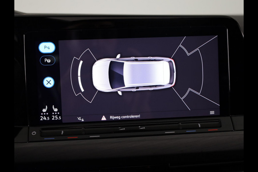 Volkswagen GOLF Variant 1.5 TSI Style 150 pk | Navigatie via App | Panoramadak | Parkeersensoren (Park assist) | Stoelverwarming | Apple Carplay/Android Auto |